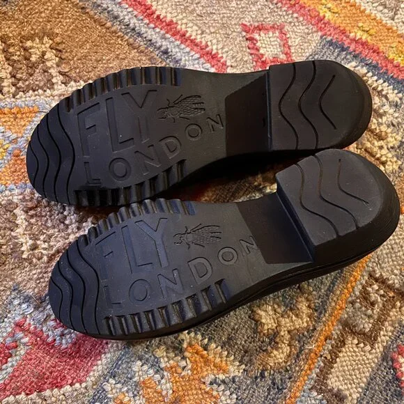 FLY London black slip on heels, EU size 41 - Picture 6 of 7